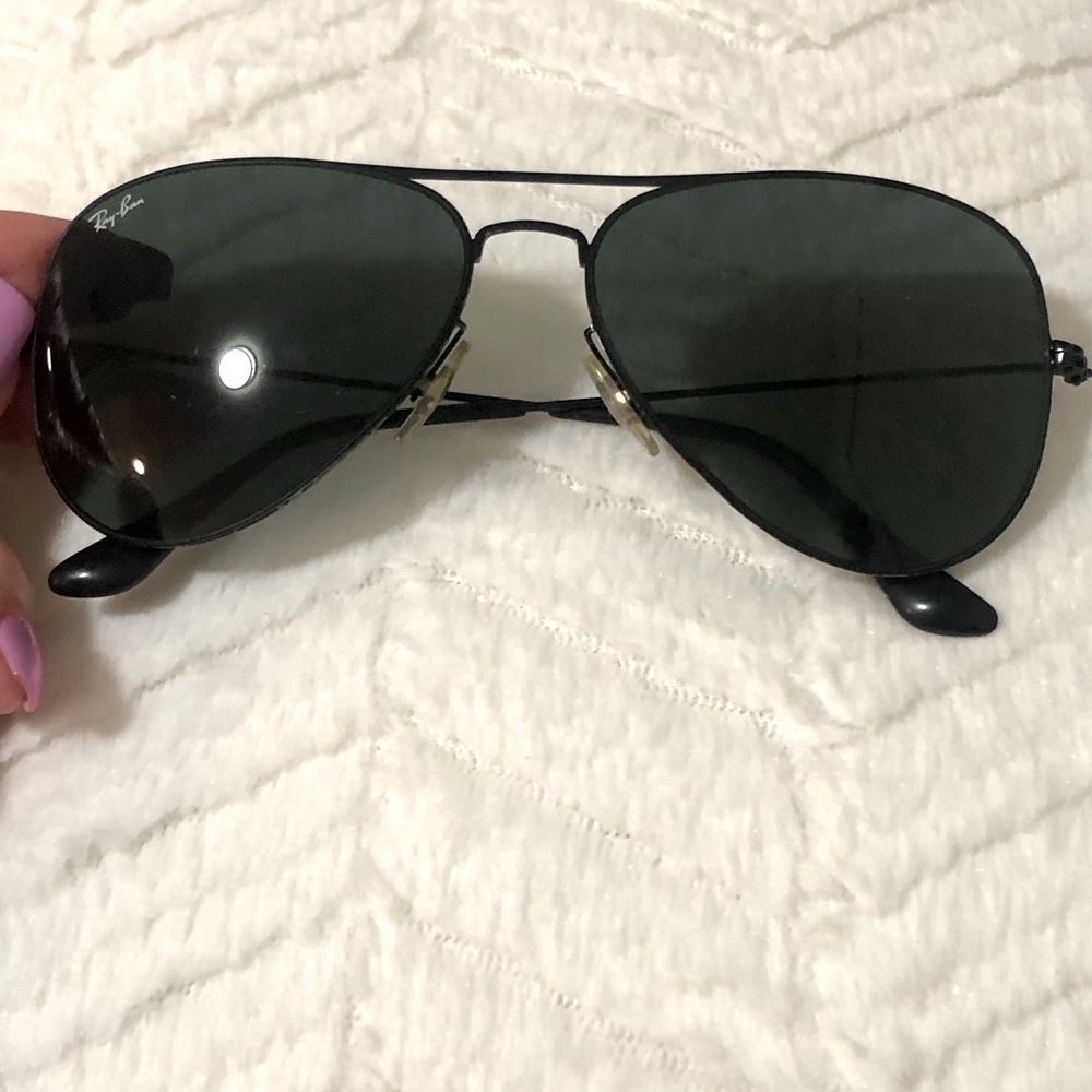 Aviator glasses with case (left lens has a scratch on it).